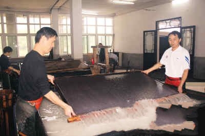 人民日?qǐng)?bào)關(guān)注宣紙產(chǎn)業(yè)發(fā)展