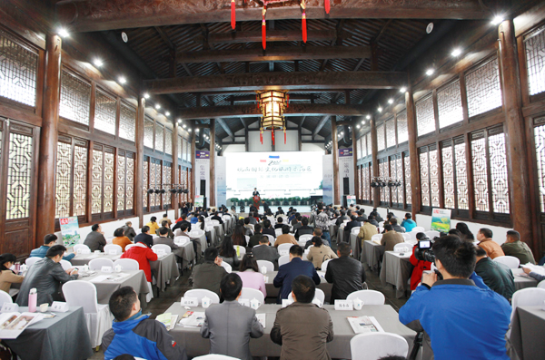 宣紙文化園獲稱“皖南國際文化旅游示范區(qū)‘十大創(chuàng)新型旅游景點’”