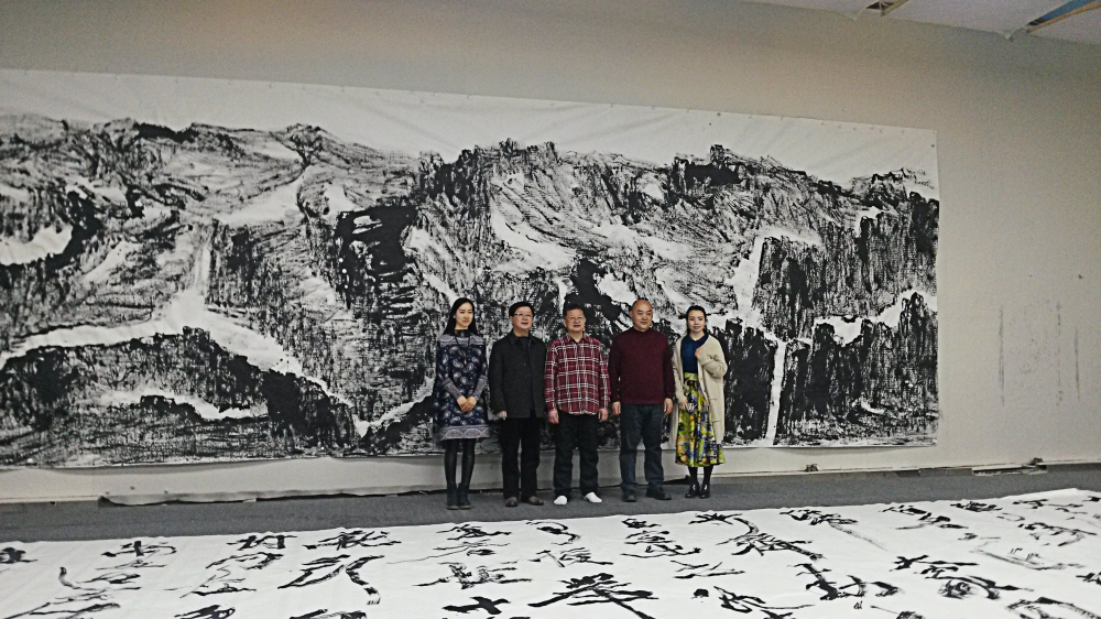 曾來德先生為宣紙博物館創(chuàng)作“三丈三” 巨幅作品